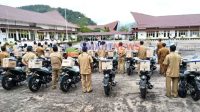 Bupati Tapteng Serahkan Bantuan Septor Tiga Pilar Plus 9 bantuan septor copy