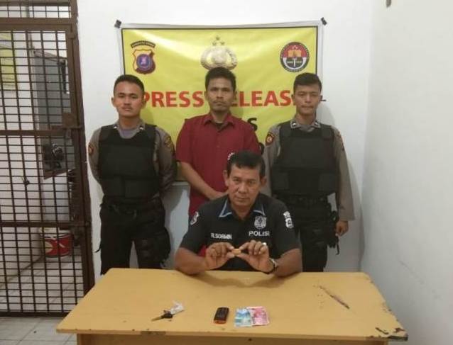 Kantongi Sabu, AHN Warga Aek Manis Ditangkap di Warung 1 ahn