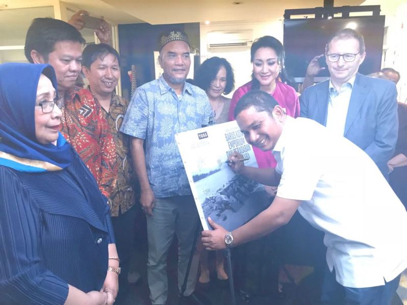 Buku Photography Barus Kota Emporium dan Peradaban Nusantara Diluncurkan 1 bakhtiar