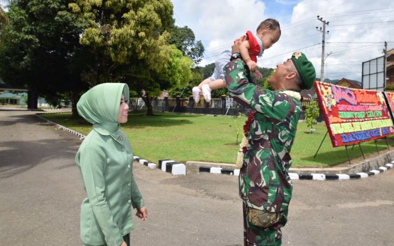 Persit Yonif 123/RW: Asik, Lebaran Bisa Ngumpul Bareng Suami 1 sambut