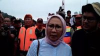 Luhut dan Ratna Sarumpaet Terlibat Adu Mulut Luhut dan Ratna Sarumpaet Terlibat Adu Mulut