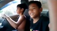 Begini Jadinya Jika Bocah Ingusan Nekat Bawa Mobil 6 fndhdfhdf
