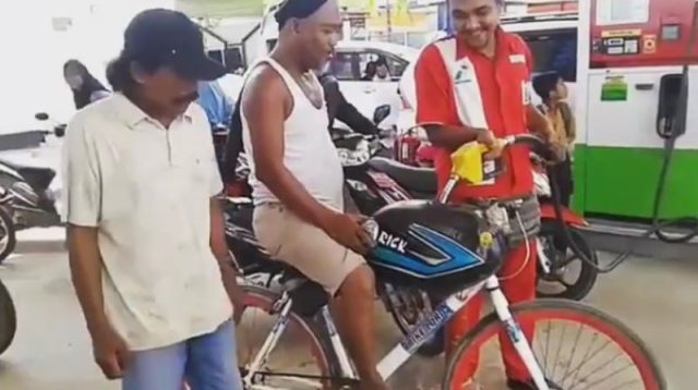 Sepeda Ini Diisi BBM 22 sepda
