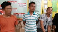 Sama Pedagang Ayam 'Garang', di Kantor Polisi Begini Jadinya! 5 ketiga pelaku