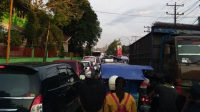 Jalan SM Raja Sibolga Macet Total 6 MACET