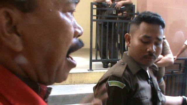 Bonaran Ngaku Punya Catatan Buruk Tentang Majelis Hakim 9 snapshot 002 1