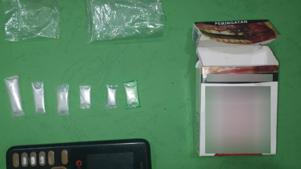 Polisi Tangkap Pria Bertato di Pandan 1 barbut