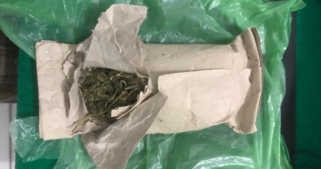 3 Tahun Konsumsi Ganja, Warga Pasir Bidang Ini Ditangkap Polisi 1 WhatsApp Image 2020 07 24 at 17.44.41