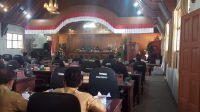Kesal Saran Tak Diterima saat Pembahasan RAPBD Taput Diwarnai Aksi Walk Out 15 IMG 20210120 WA0022