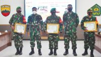 Dandim dan Babinsa Terima Penghargaan dari Danrem 023/KS Soal Penanganan COVID-19 19 WhatsApp Image 2021 01 07 at 09.26.11