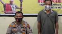 Penggerebekan Rumah di Kampung Bakelok Tapteng, Celurit Turut Disita Polisi 18 WhatsApp Image 2021 02 16 at 11.08.12