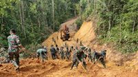Kejar Target, Satgas TMMD Ke-110 Bisa Jadi Kerja Hingga Malam 10 WhatsApp Image 2021 03 19 at 11.07.40 1