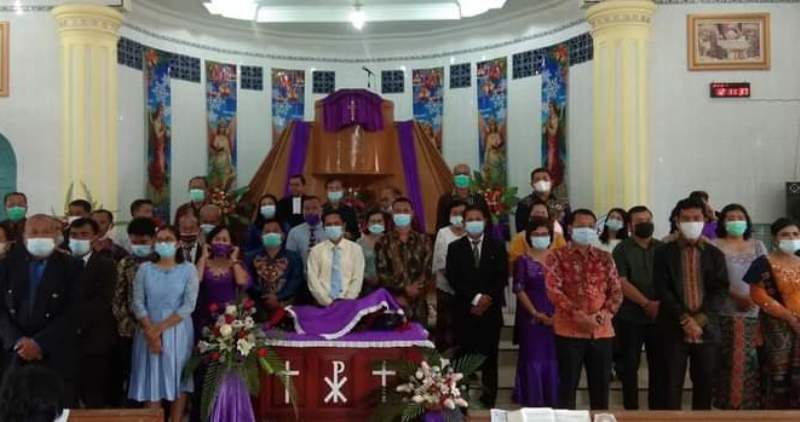 HKBP Sibuluan Para anggota Pokja diabadikan seusai pelantikan di Gereja HKBP Sibuluan