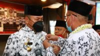 WhatsApp Image 2021-04-14 at 14.47.31 Bupati Taput Nikson Nababan Hadiri Pengukuhan Pengurus PGRI Taput Masa Bhakti 2021-2026 di Sopo Partungkoan Tarutung