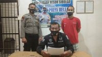 Menunggu Pembeli, Pedagang Ikan di Sibolga Diamankan Polisi Paparan tersangka di Mapolres Sibolga. (Foto: dok_istimewa)