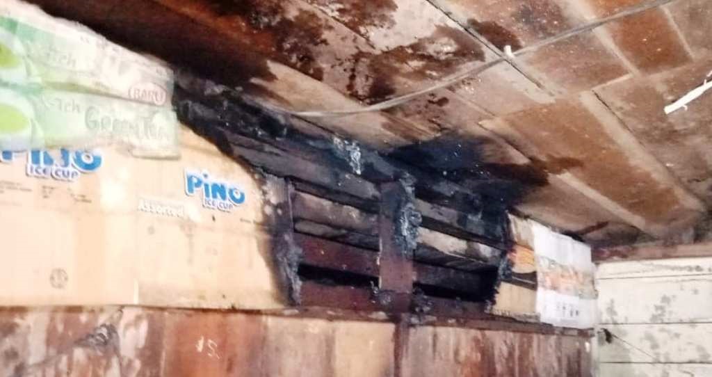 Pemilik Rumah: Ada Bau Solar FOTO: Dok_Facebook.