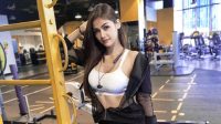 Pakai Sport Bra saat Ngegym, Body Goals Kartika Berliana Jadi Sorotan Kartika Berliana. (Foto: dok_Instagram)
