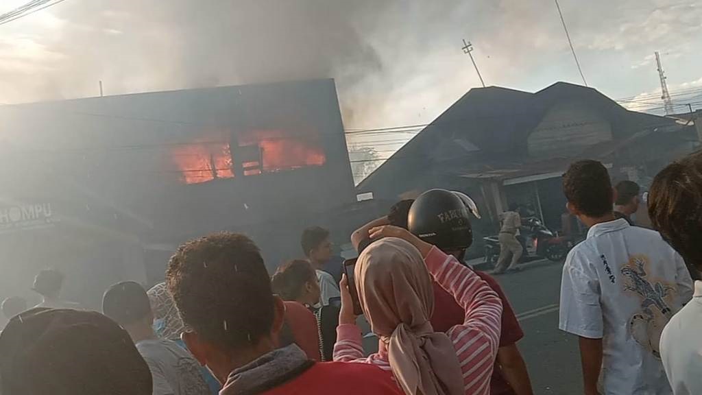 Tiga Rumah di Kota Padangsidimpuan Terbakar. (Istimewa)