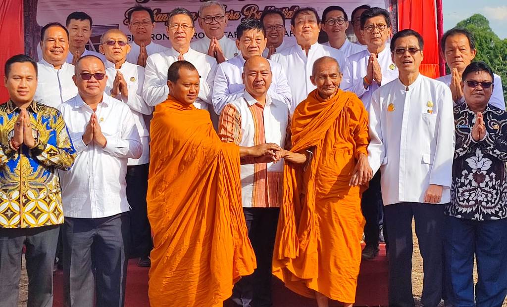 Vihara Dibangun di Siborongborong, Bupati Nikson: Miniatur Pancasila Bisa Tercermin dari Taput untuk Indonesia dan Dunia 2 WhatsApp Image 2022 07 10 at 08.35.18