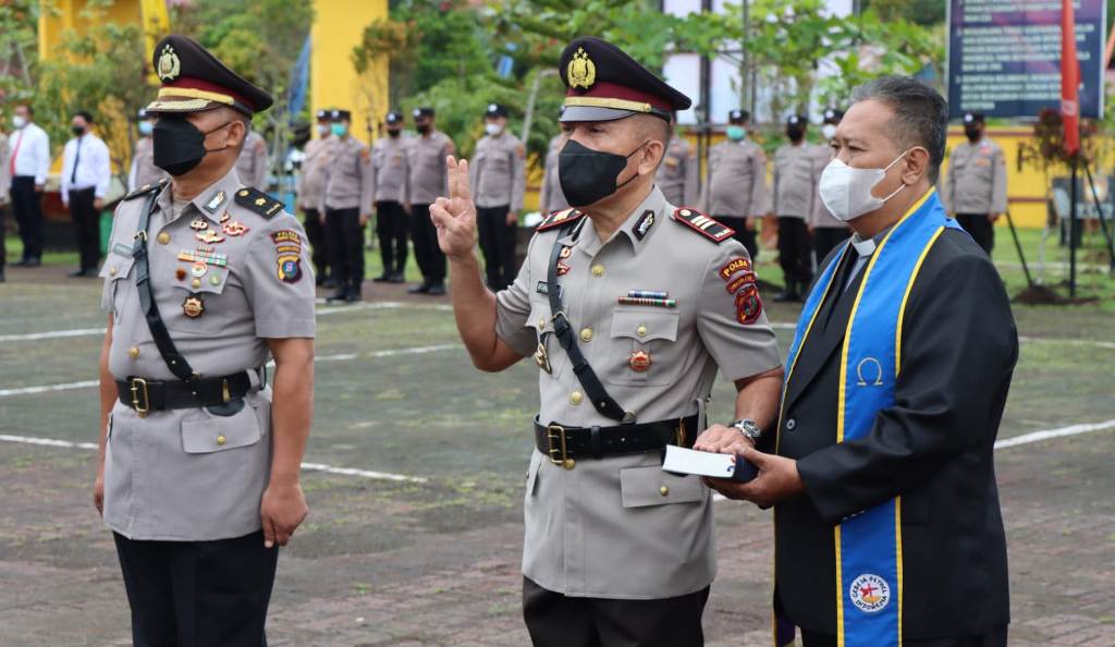 Gantikan Kompol Yengki Deswandi, Ini Kabag Ops Polres Tapteng yang Baru 1 WhatsApp Image 2022 09 02 at 17.19.49