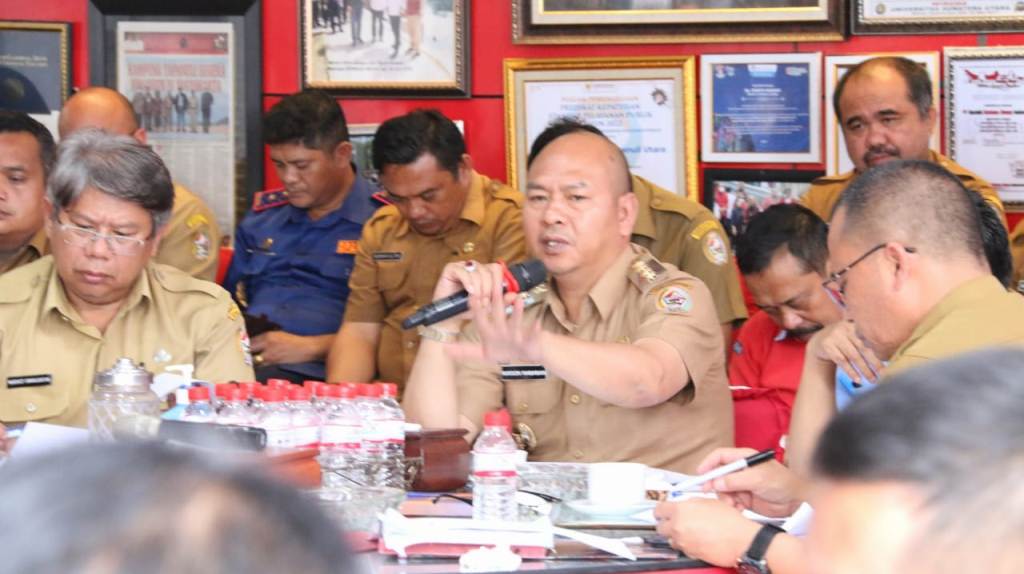 Tegas! Begini Arahan Bupati Nikson ke Jajarannya di Awal 2023 1 WhatsApp Image 2023 01 30 at 05.22.12