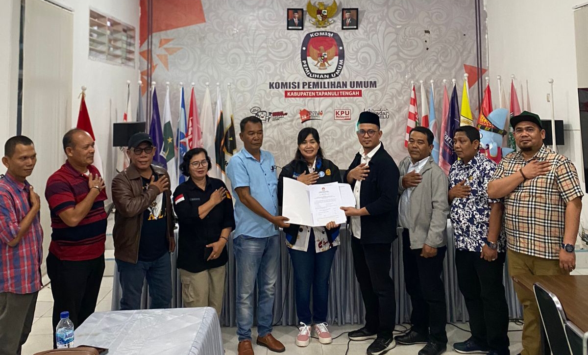 Masinton Minta KPU RI Turun Saat Penetapan Calon Bupati dan Wakil Bupati Tapteng 1 IMG 20240920 195029