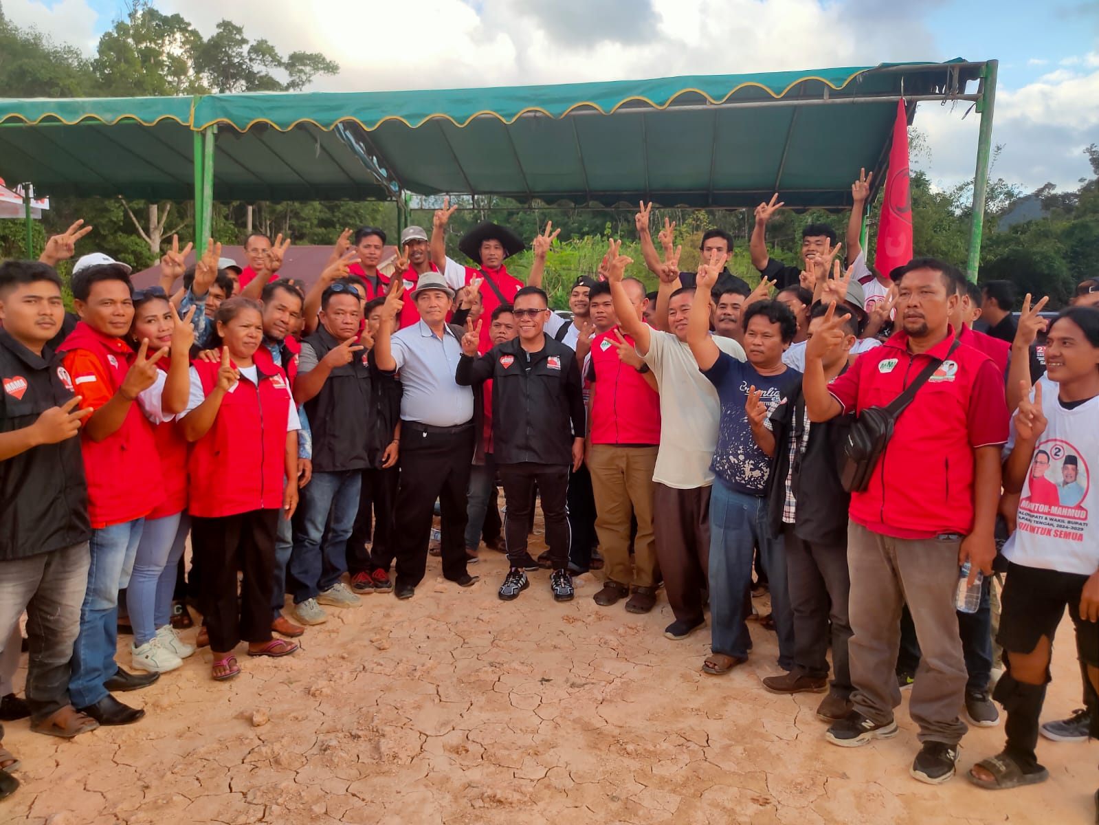 Warga Tapian Nauli dan Sitahuis Janji Bikin MAMA Menang Telak 2 IMG 20241027 WA0038