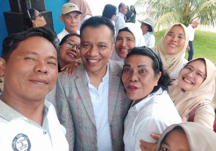 Alumni SMEA Negeri Sibolga Doakan Robinsar Sinaga Jadi Walikota 4 IMG 20241005 200745