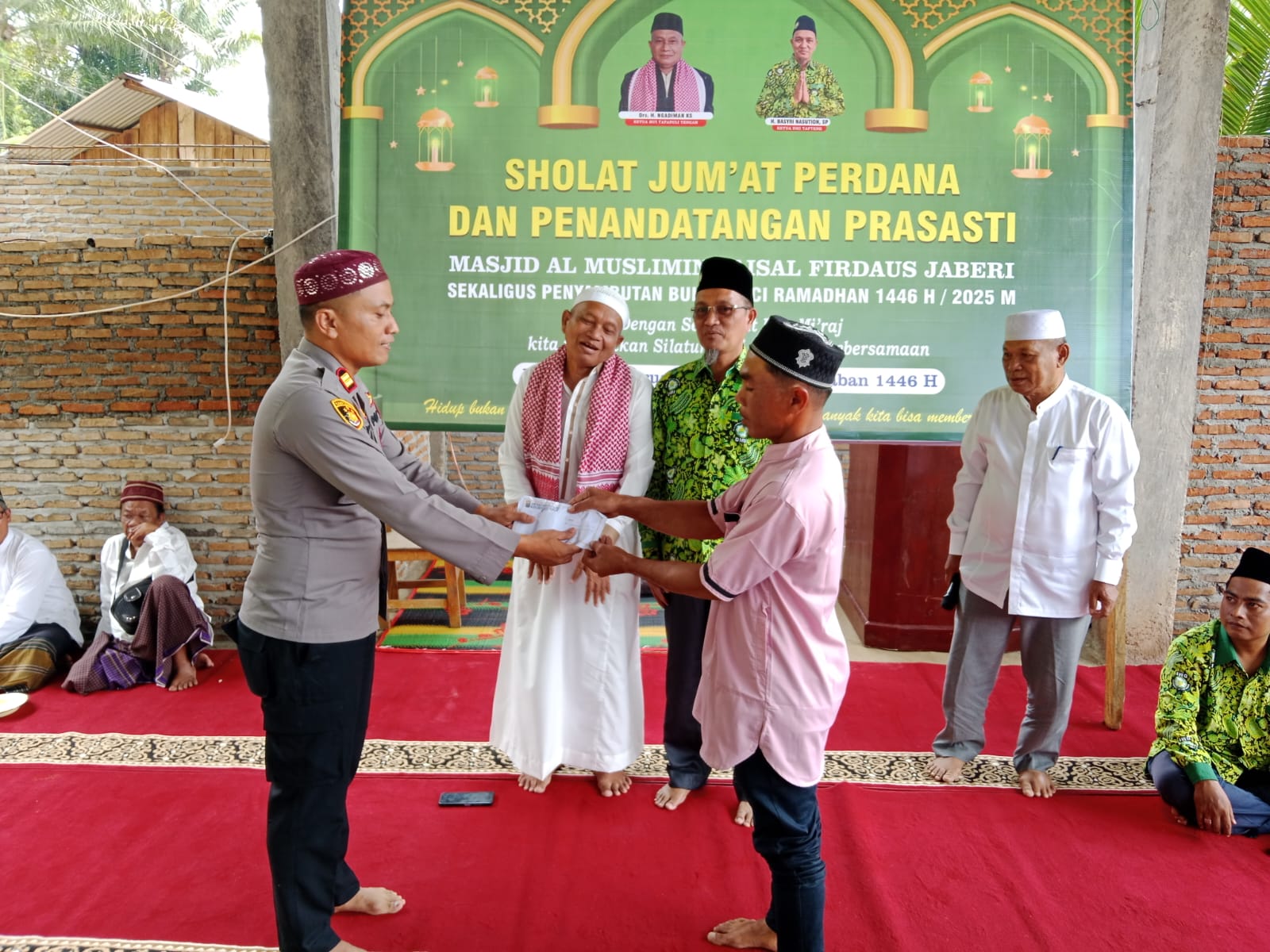 Polres Tapteng Berikan Bantuan Pembangunan Masjid Al Muslimin Sitahuis 1 IMG 20250222 WA0015