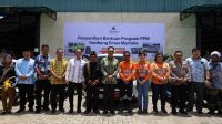 Dari Ambulans hingga Tas Sekolah, Agincourt Resources Salurkan Dukungan Program PPM Senilai Rp2,76 Miliar 32 Foto 1 Penyerahan Bantuan PPM PTAR