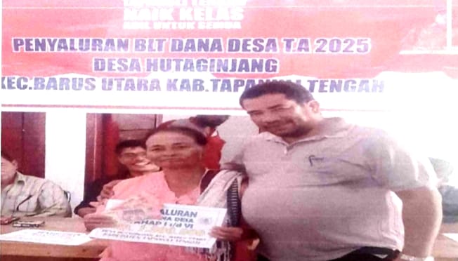 Pemdes Hutaginjang Salurkan BLT DD 2025 dan Insentif 2 IMG 20250628 WA0000