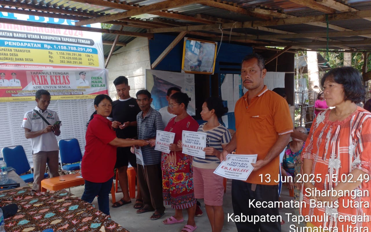 Dana Desa 2025, Pemdes Siharbangan Bagikan BLT kepada 26 KPM 1 IMG 20250731 WA0022