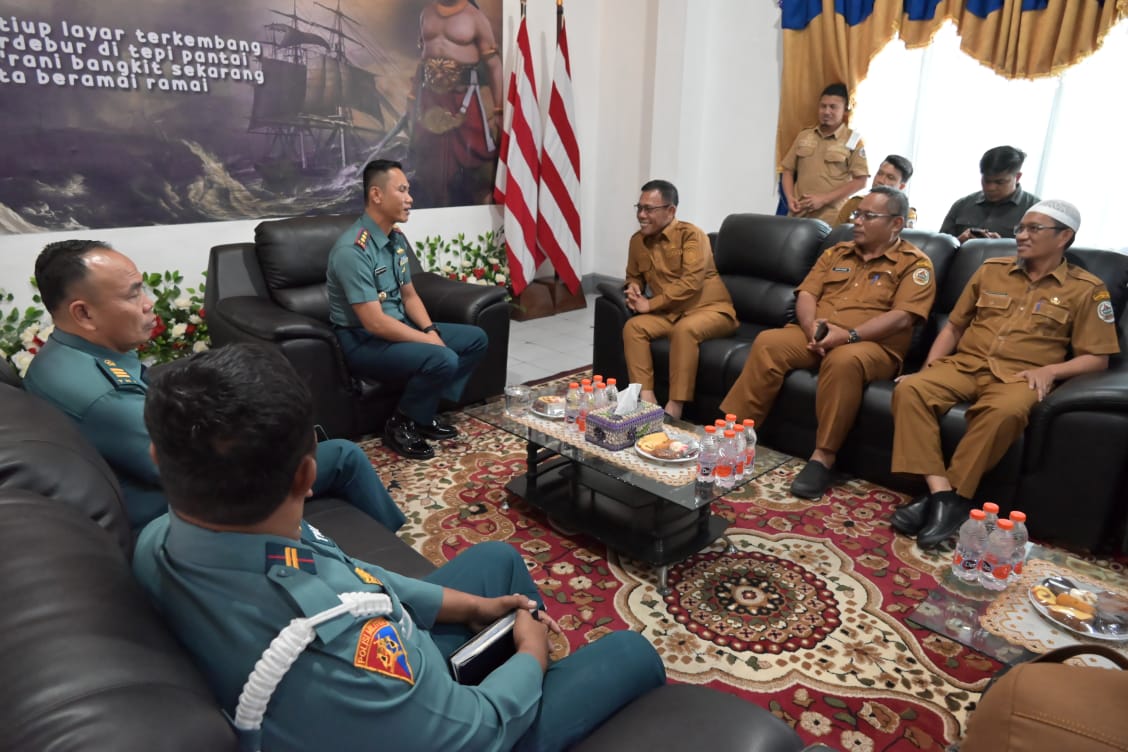 Danlanal Sibolga Yakin Tapteng Maju di Kepemimpinan Bupati Masinton Pasaribu 1 776d86fc e86a 428c b760 223e01f8221a