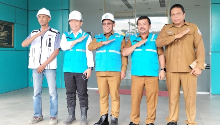 Bupati Masinton Minta PLTU Labuhan Angin Kolaborasi Bangun Tapteng Lewat Pemanfaatan Limbah Batu Bara 1 IMG 20250812 160645