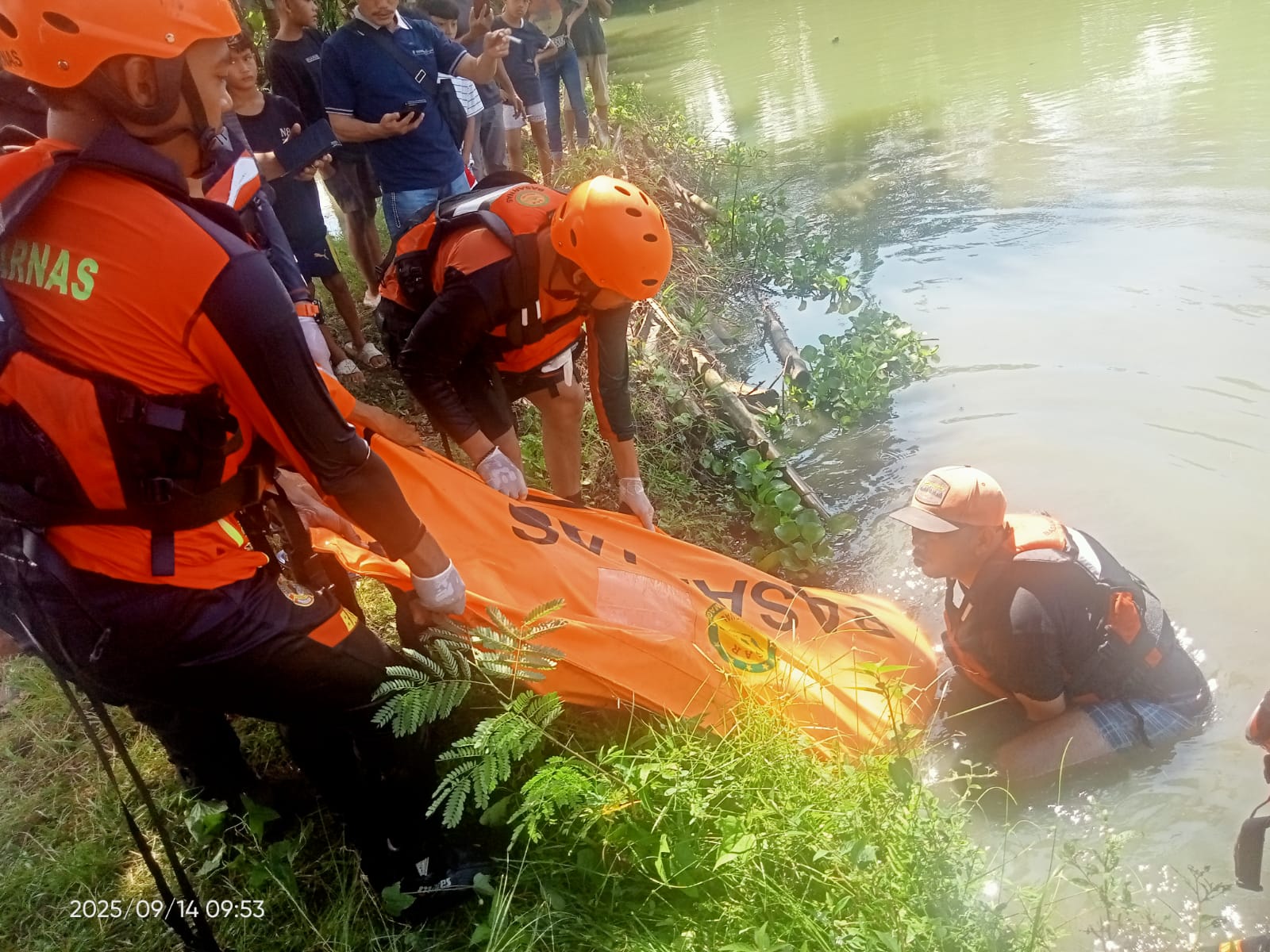 Tim SAR Gabungan Temukan Korban Tenggelam di Kolam Bekas Galian C Kecamatan Delitua 1 WhatsApp Image 2025 09 14 at 08.45.25