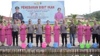 Kapolda Sumut Tebar Bibit Ikan di Kolam Ketahanan Pangan Polres Tapteng 16 WhatsApp Image 2025 09 16 at 08.59.30