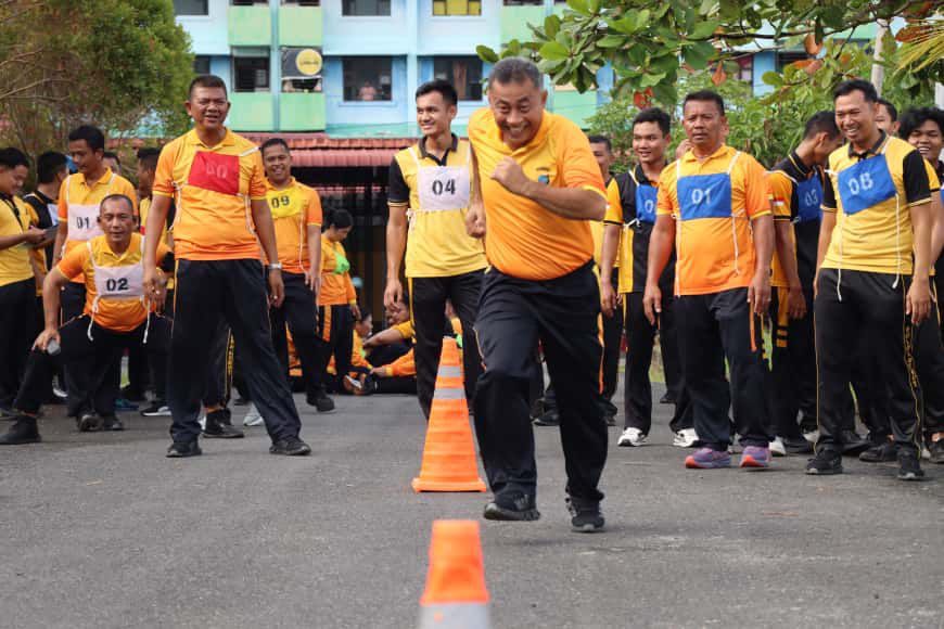 Personel Polres Tapteng Test Kesamaptaan Jasmani 1 2