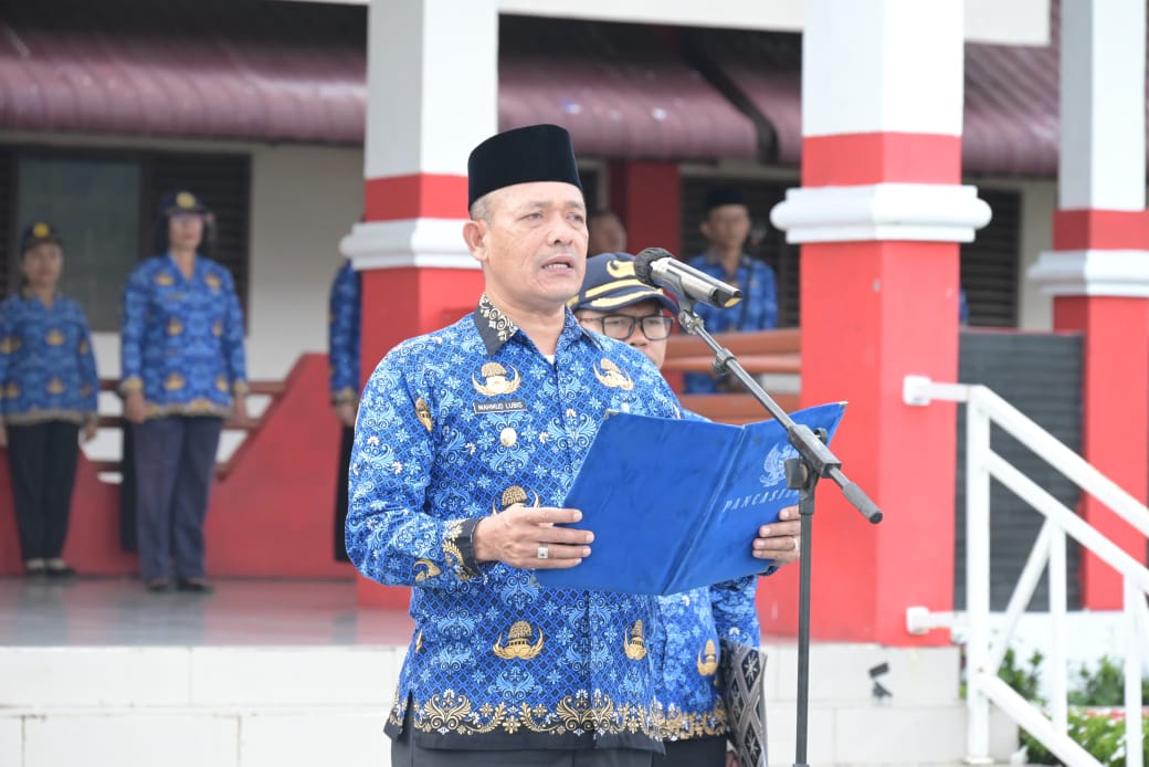 Wakil Bupati Tapteng Minta ASN Tingkatkan Disiplin, Ketekunan dan Ketaatan Peraturan 1 IMG 20251117 WA0005