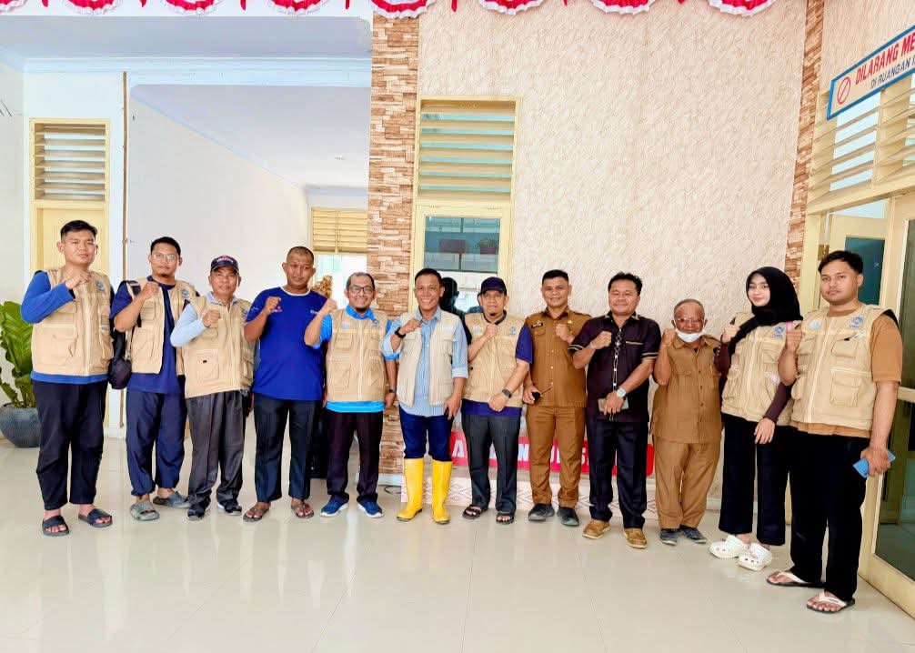 Bupati Tapteng Terima Kunjungan LPPM Universitas Muhammadiyah Sumut 1 IMG 20251215 WA0018