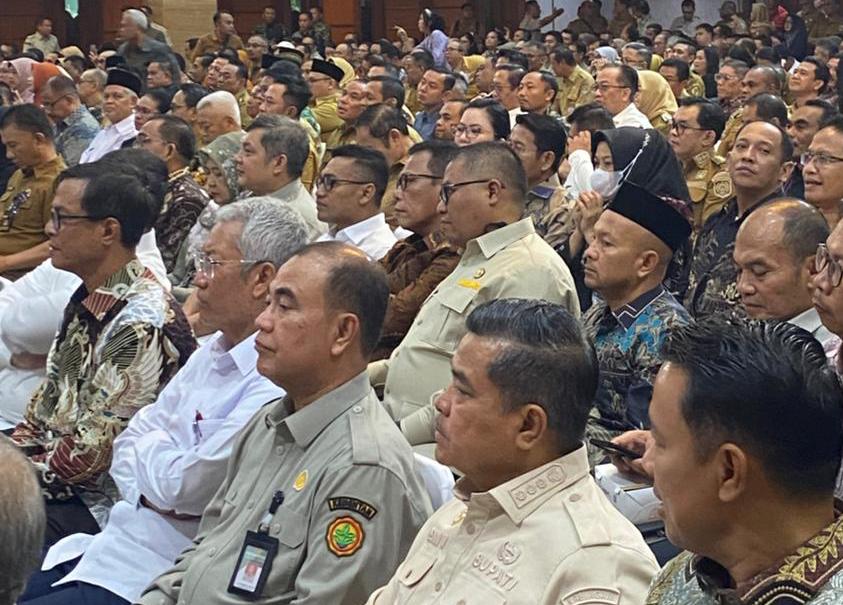 Bupati Tapteng Masinton Pasaribu Hadiri Rapat Kerja Nasional di Jakarta 1 IMG 20260420 WA0007