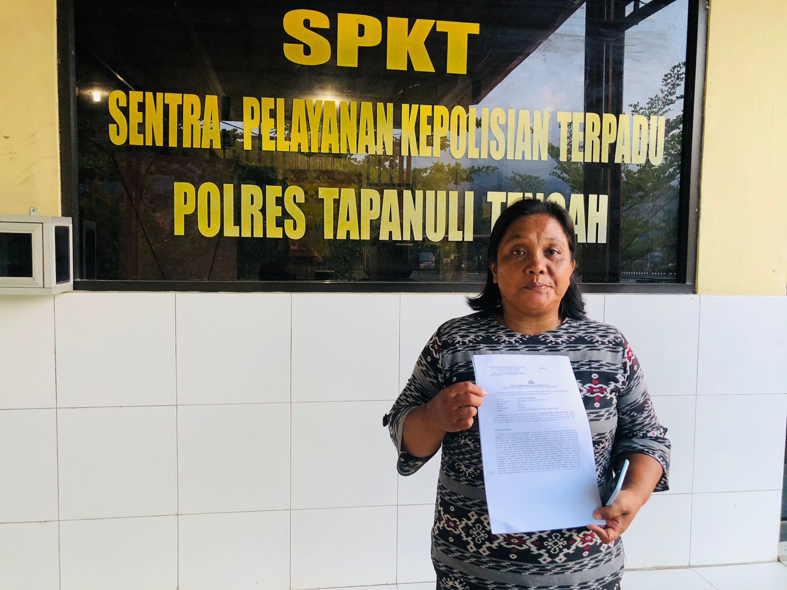 Dugaan Penganiayaan Plt Lurah di Barus Dilaporkan ke Polres Tapteng 1 WhatsApp Image 2026 04 30 at 23.16.01