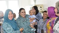 Bulan Bhakti IBI, Ketua PKK Tapteng Hadiri Pelaksanaan KB Gratis 2 WhatsApp Image 2026 05 01 at 02.16.09