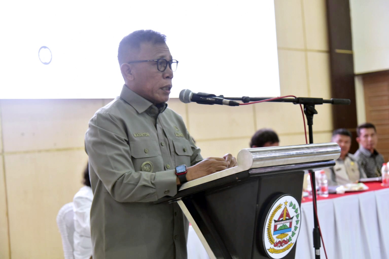 Pascabencana Tapteng, Bupati Masinton Tegaskan Paradigma Baru Pembangunan Berbasis Mitigasi 1 WhatsApp Image 2026 05 12 at 06.09.10