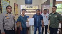 Curi Duit di Sarudik, AT Warga Padang Sempat Diamankan Warga ke Kantor Lurah 3 WhatsApp Image 2026 05 19 at 00.52.58