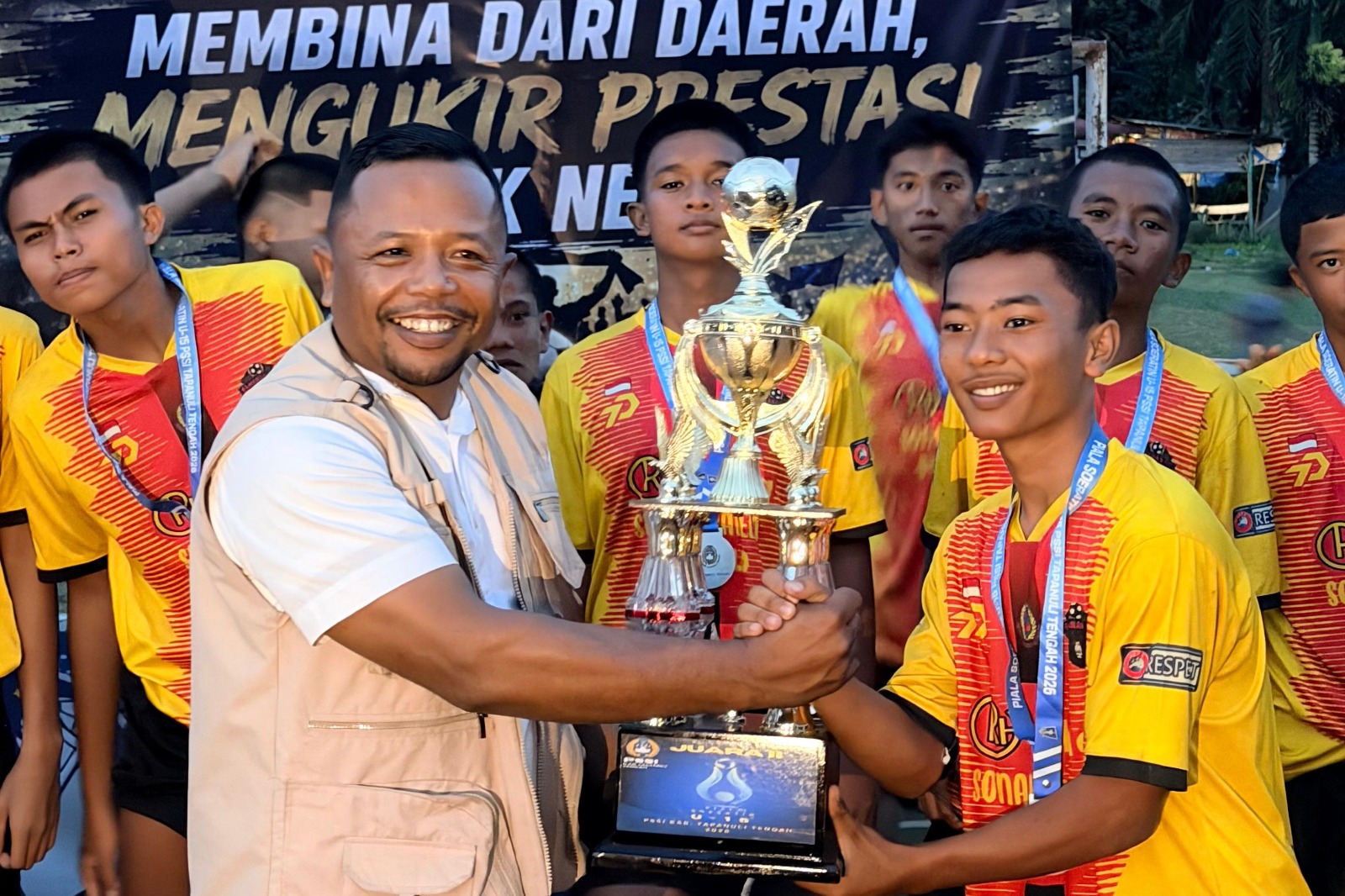 Turnamen Sepak Bola U-13 & U-15 PSSI Tapteng 2026 Sukses Digelar 1 WhatsApp Image 2026 08 06 at 21.38.29 1