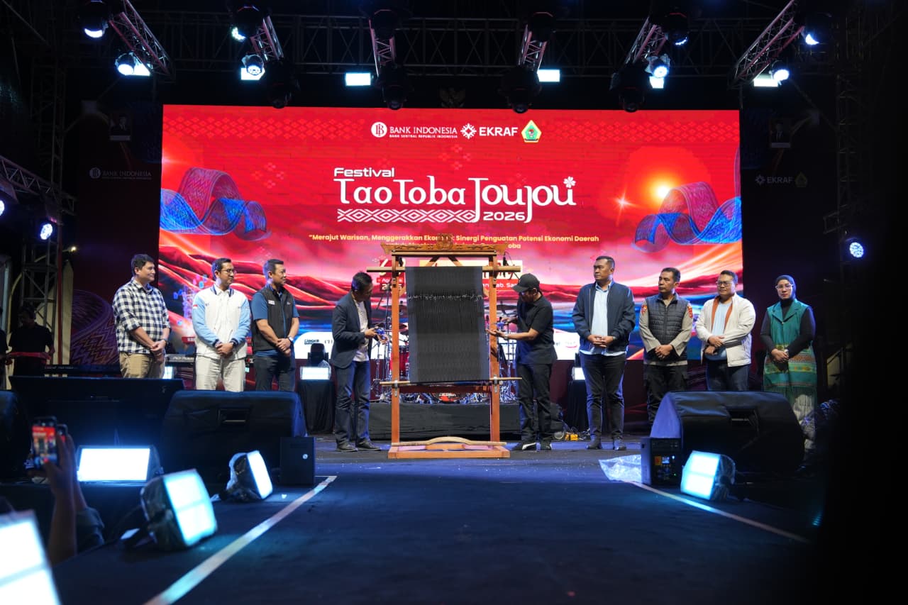 Kepala BI Sibolga: Transaksi Penjualan UMKM di Festival Tao Toba Jou Jou 2026 Capai Rp 6 Miliar 1 jou jou