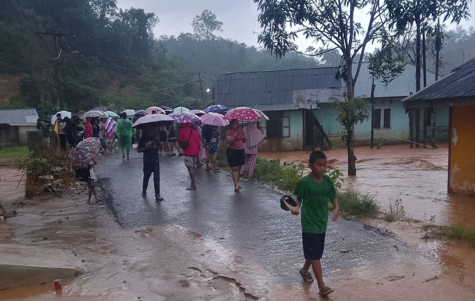 Sipange dan Lopian Kembali Direndam Banjir 1 IMG 20260907 214318