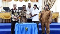 Pemkab Tapteng Bersama DPRD Sepakati 3 Ranperda 2 WhatsApp Image 2026 09 22 at 09.04.30