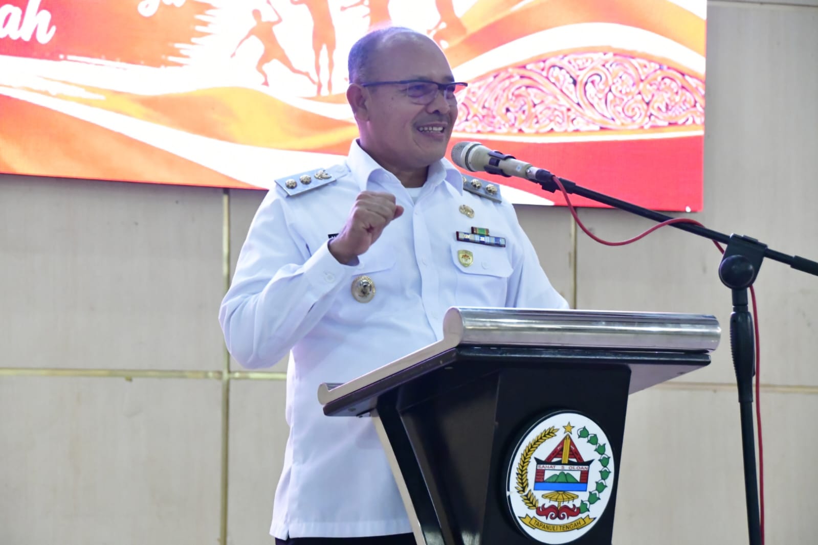 Dilantik Jadi Ketum KONI Tapteng, Thomson Pasaribu Siap Kembalikan Kejayaan Olahraga! 3 IMG 20261007 WA0071