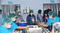 Ketua TP PKK Tapteng Tinjau SPPG Pastikan Kualitas Makanan 2 IMG 20261009 WA0067